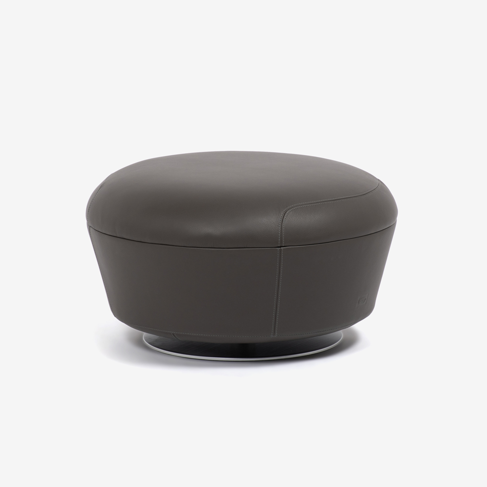PoltronaFrau(ポルトローナ・フラウ)オットマン「アサヤ」革 セピア色