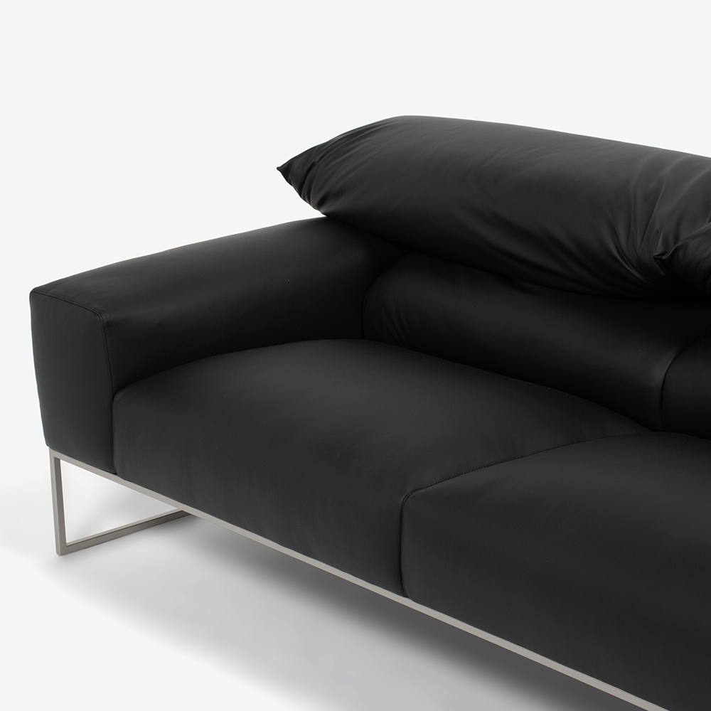 erba(エルバイタリア)ソファ 3人掛け「フォーエバーヤング」幅198cm 革#C ブラック色【お手入れキットの特典付き】