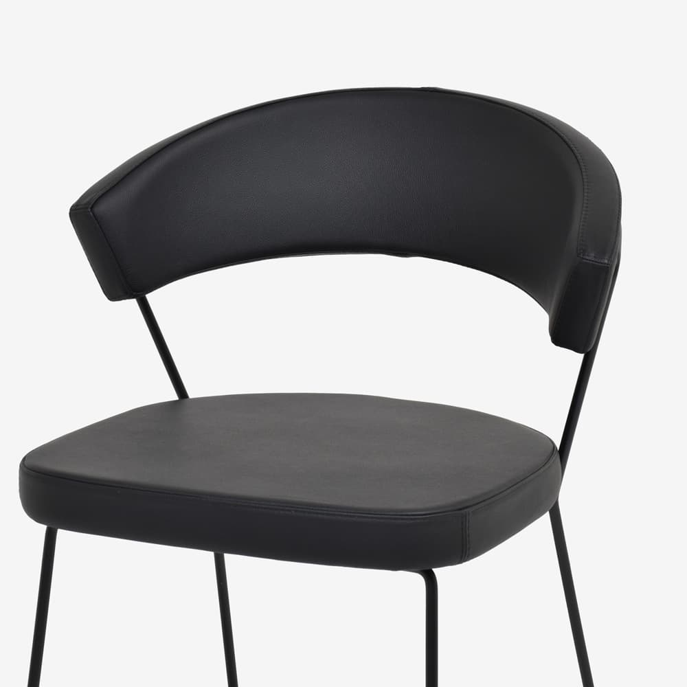 Calligaris(カリガリス)ダイニングチェア「New York CB1022」革ブラック/脚部マットブラック