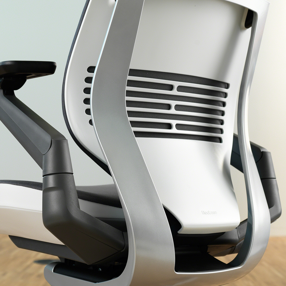 Steelcase(スチールケース)デスクチェア「ジェスチャーチェア」シェルバックタイプ 全4色