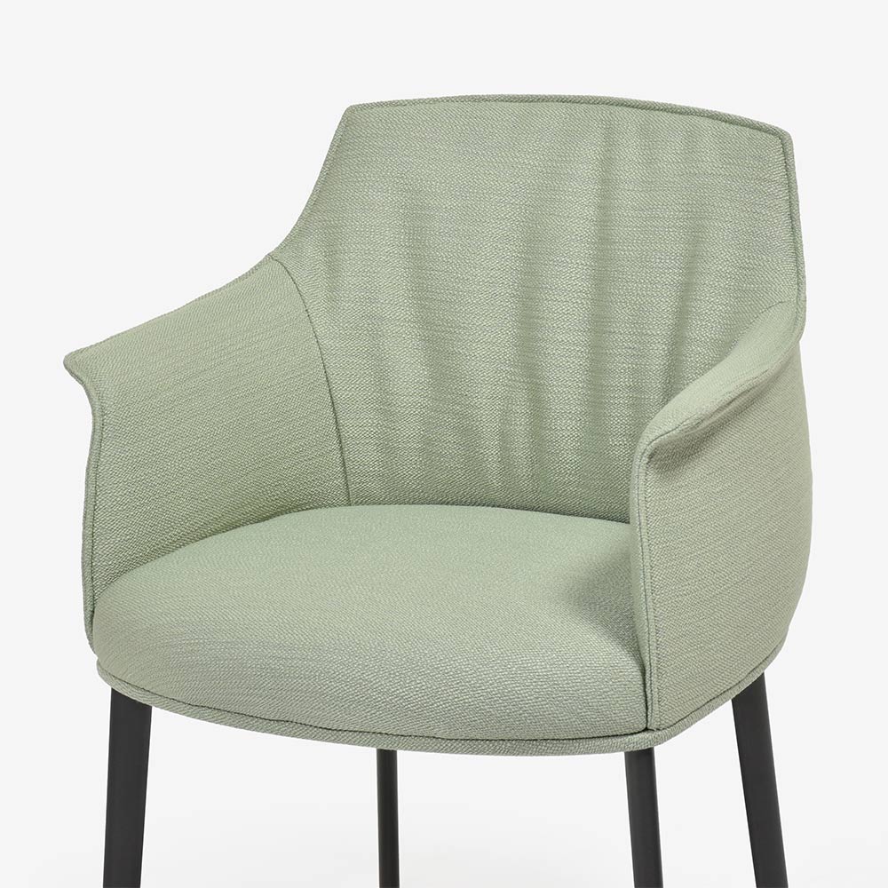 PoltronaFrau(ポルトローナ・フラウ)ダイニングチェア(アーム付き)「アーチボルドラージ」布ピスタチオ色 #C Pistachio
