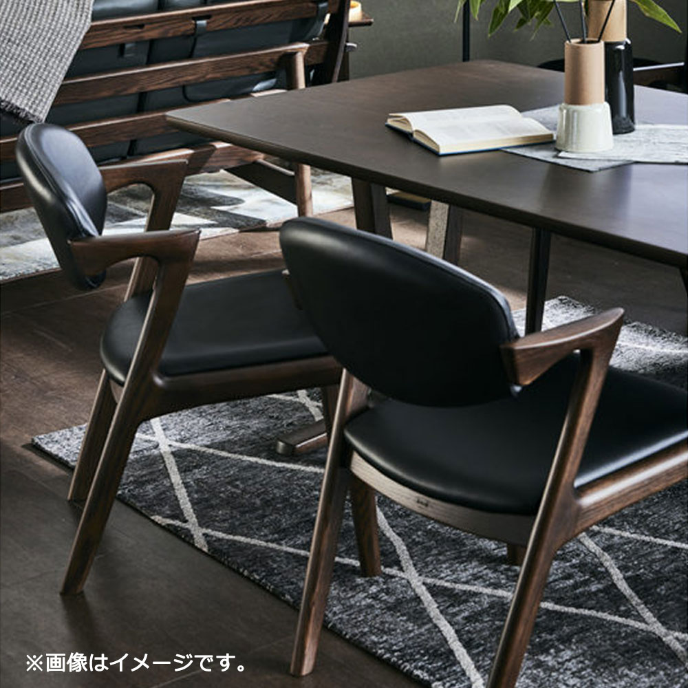 浜本工芸　ダイニングチェア（肘付き）「DA-8208」オーク材カフェ色 皮革No.1120［No.8200］