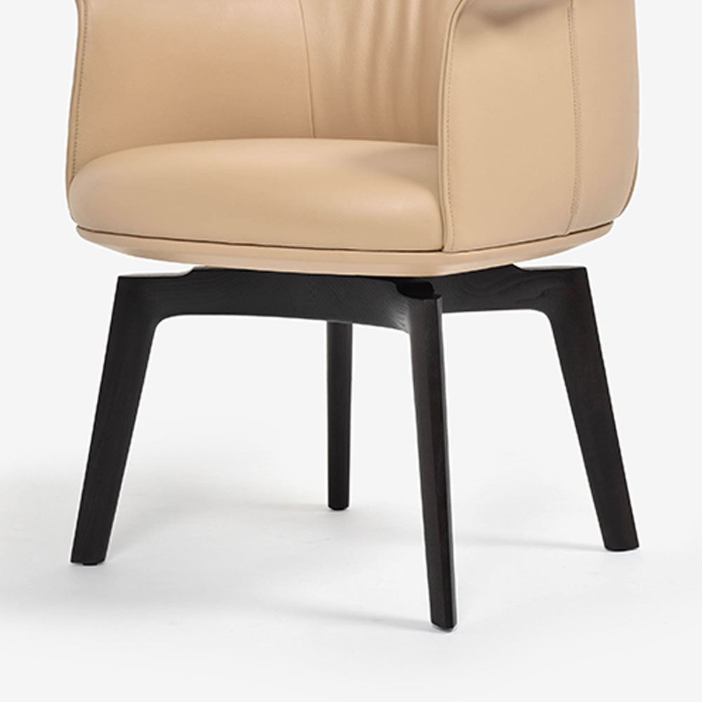 PoltronaFrau(ポルトローナ・フラウ)ダイニングチェア(アーム付き)「アーチボルド」回転タイプ 革サンドベージュ色