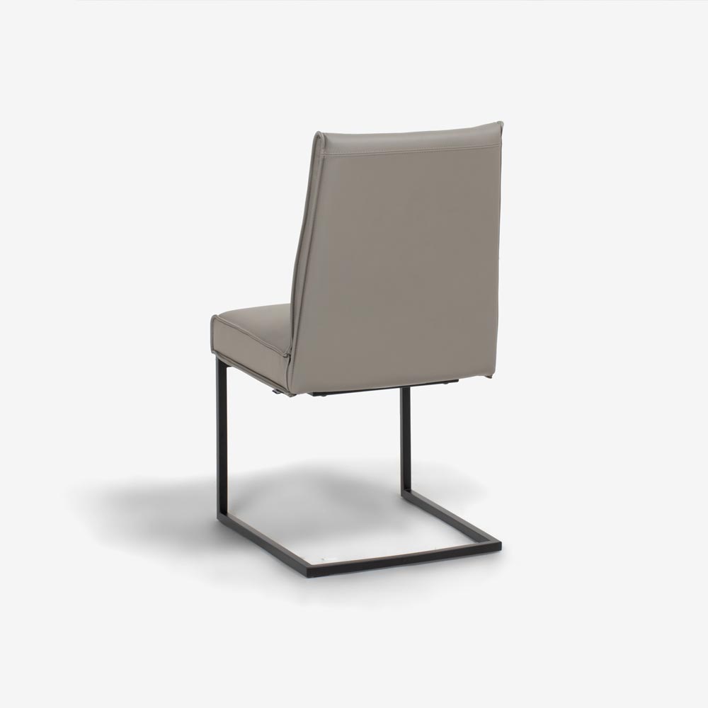 Calligaris(カリガリス)ダイニングチェア「Romy CS1906」革トープ色