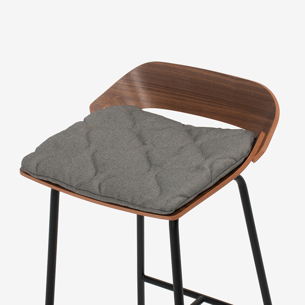 ROLF BENZ(ロルフベンツ)カウンターチェア「650」アメリカンウォールナット 布ブラックグレー色【次回入荷未定】