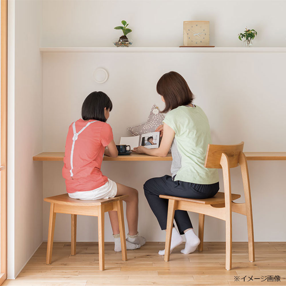 飛騨産業 スツール「森のことば SN610」ホワイトオーク材(節入り)オイル仕上げ OF色【受注生産品】