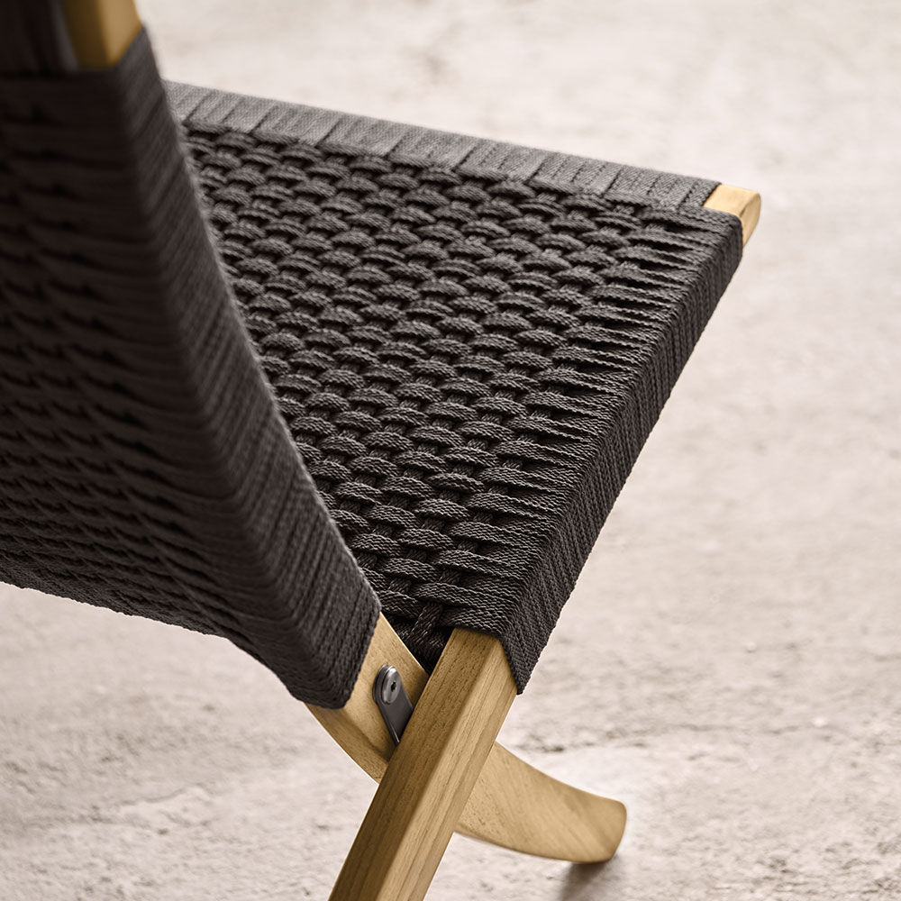 カール・ハンセン&サン ラウンジチェア「MG501 OUTDOOR CUBA CHAIR」チーク材 フラットロープ全2色【受注生産品】