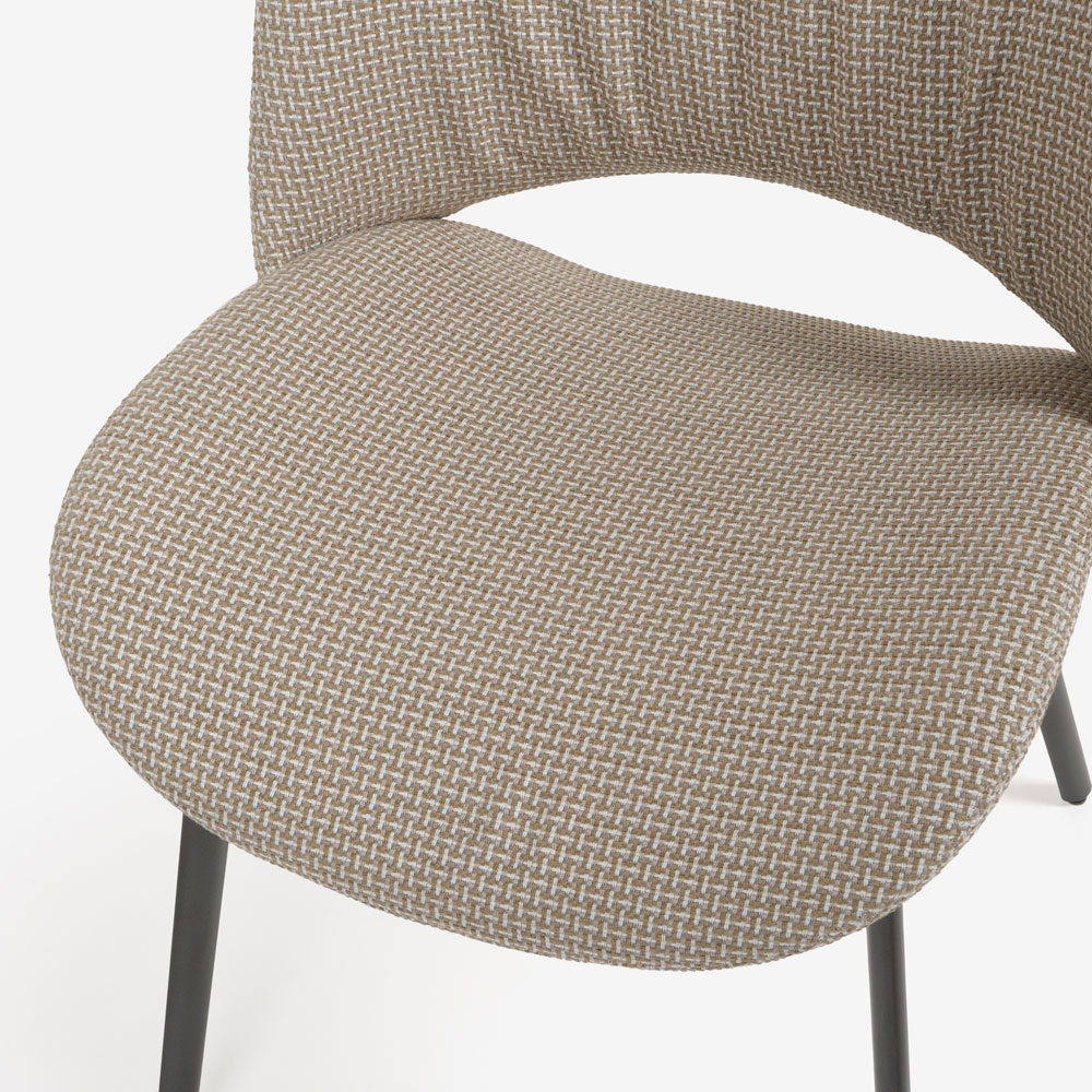PoltronaFrau（ポルトローナ・フラウ）ダイニングチェア「ナイス」布ブロンドウッド色 #C Re-Stijl Blonde woods