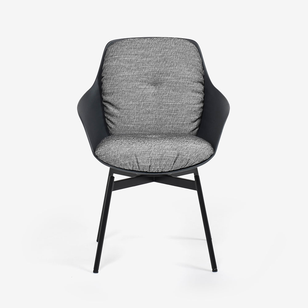 ROLF BENZ（ロルフベンツ）ダイニングチェア「600」回転式　座面：布グレー色　シートシェル：プラスチックアントラサイト色　脚：スチールブラック色【次回入荷未定】