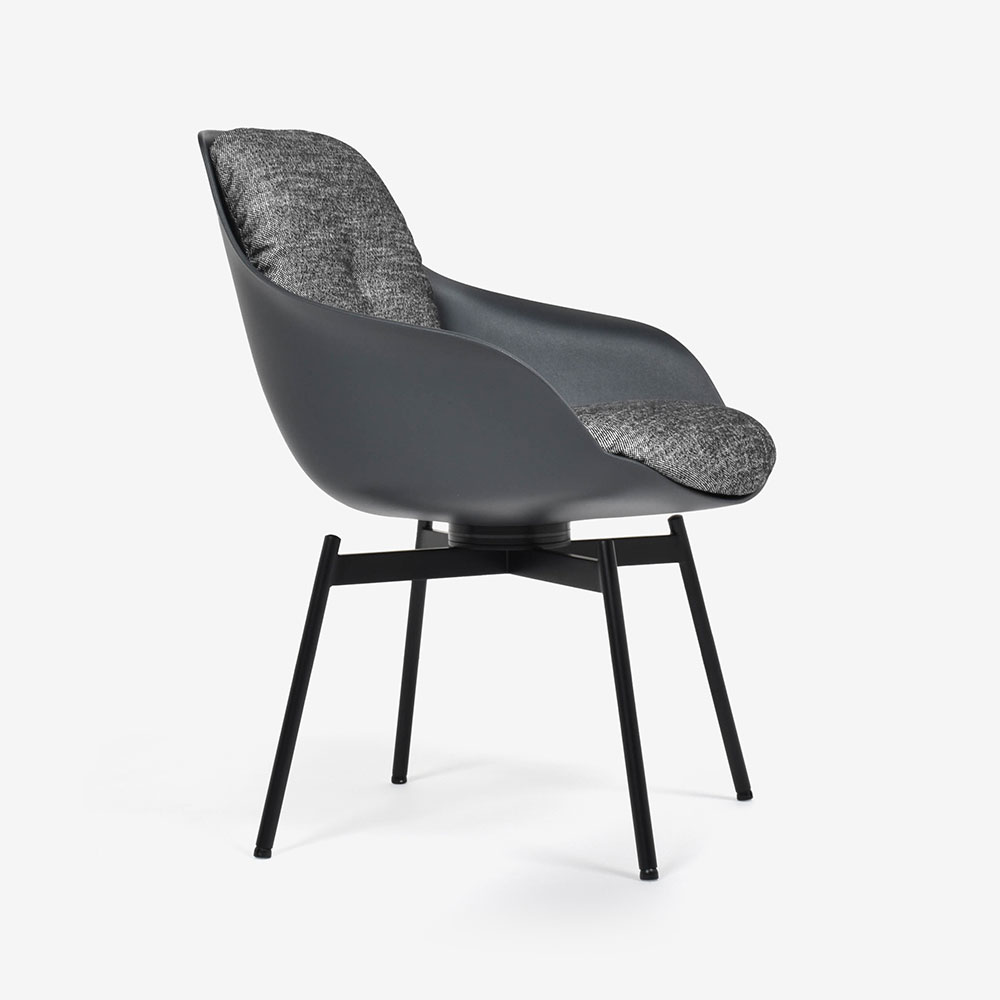 ROLF BENZ（ロルフベンツ）ダイニングチェア「600」回転式　座面：布グレー色　シートシェル：プラスチックアントラサイト色　脚：スチールブラック色【次回入荷未定】