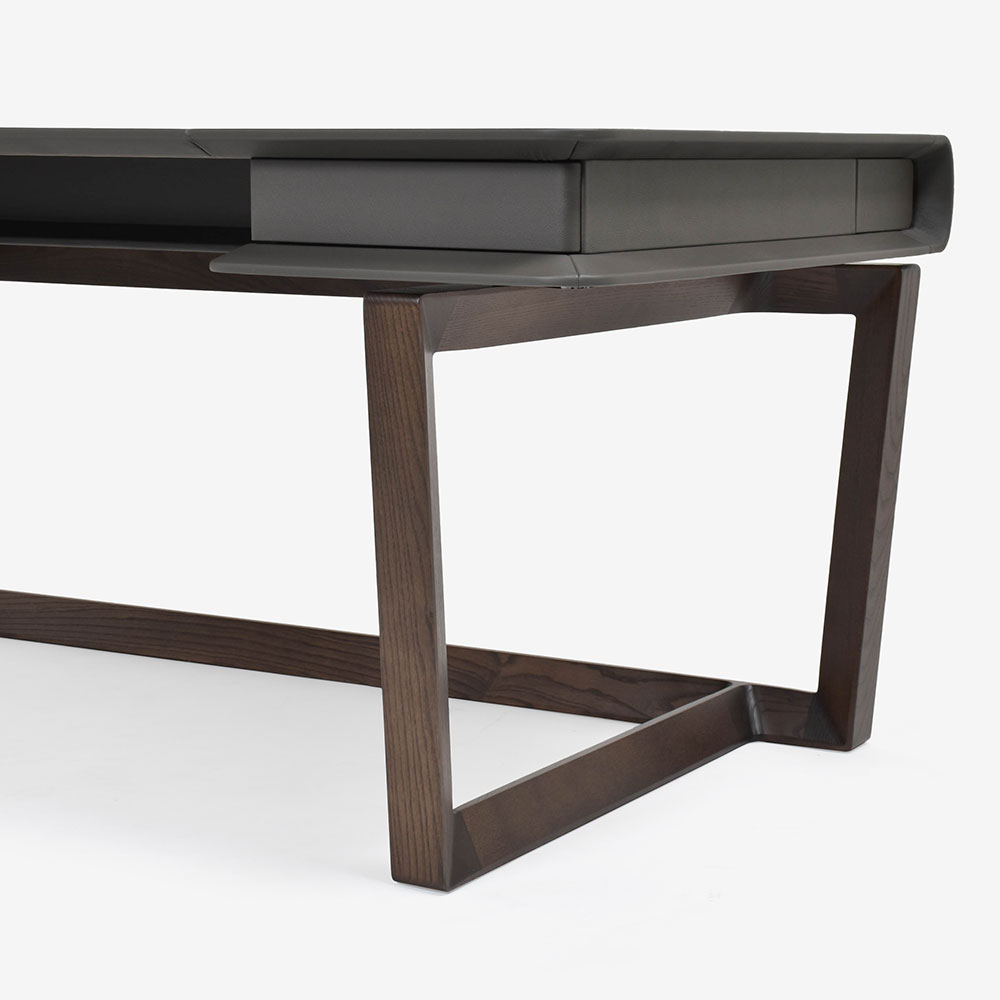 PoltronaFrau(ポルトローナ・フラウ)デスク「Peek-a-Book ピーカブック」幅183cm アッシュ材セピア色 革#CS28