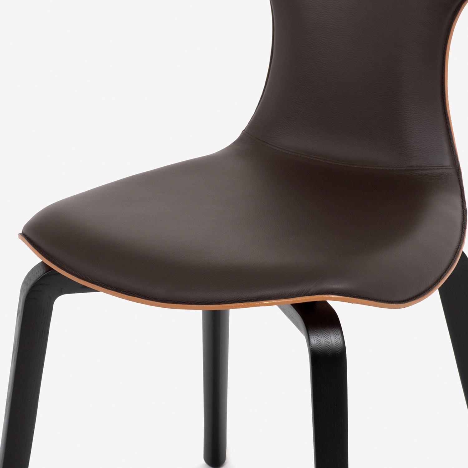 PoltronaFrau(ポルトローナ・フラウ)ダイニングチェア「モンテーラ」革 ハバナブラウン色/キャメル色