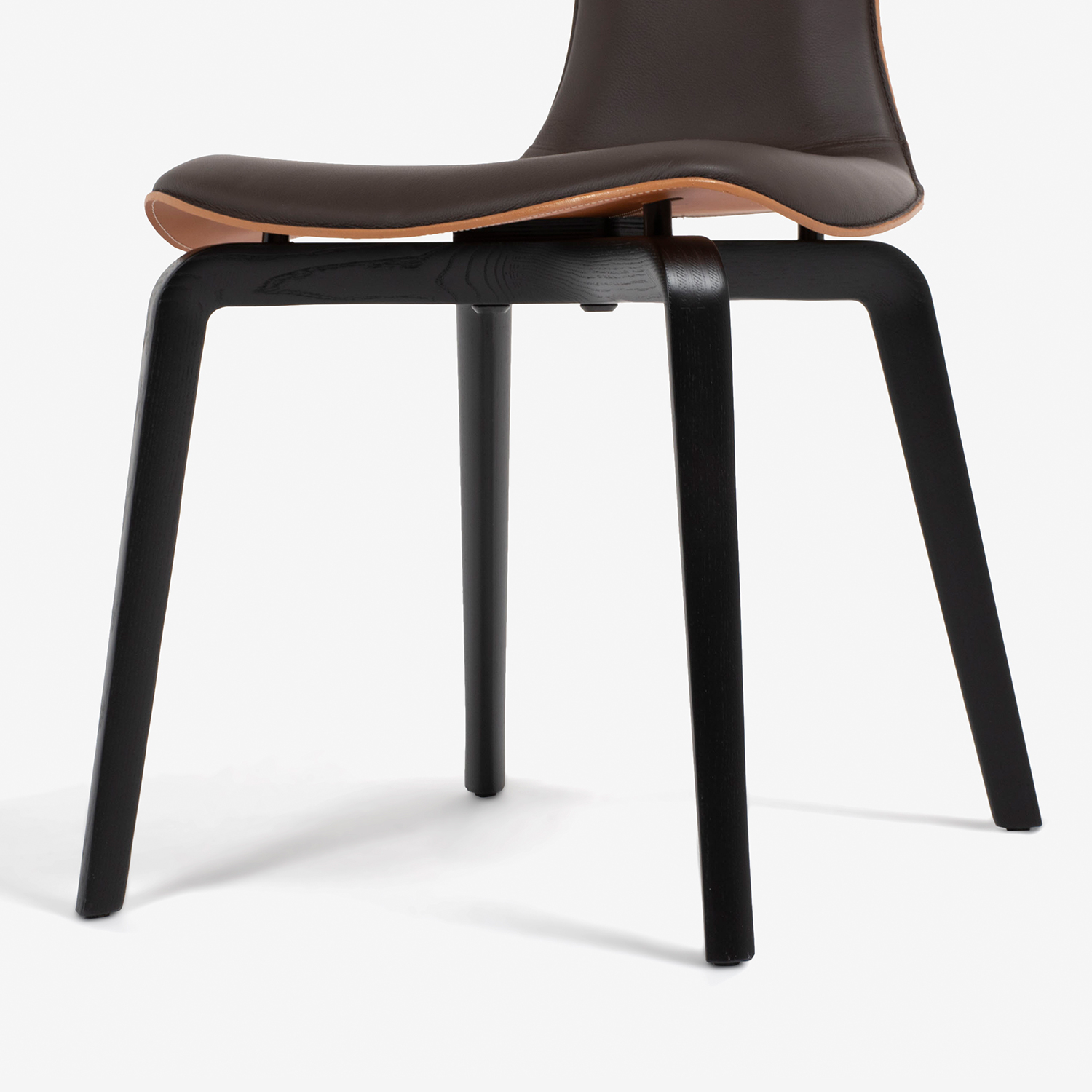 PoltronaFrau(ポルトローナ・フラウ)ダイニングチェア「モンテーラ」革 ハバナブラウン色/キャメル色