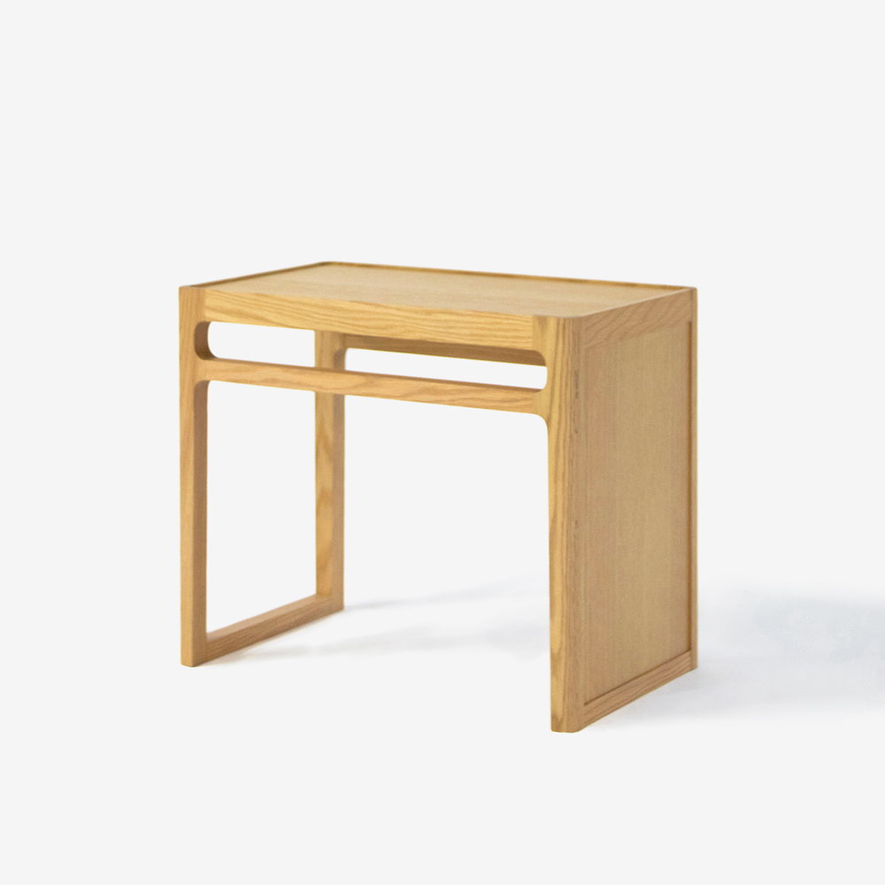 IKASAS（イカサ）サイドテーブル「APARTMENT-アパートメント-TEA TABLE 50」幅50cm オーク材