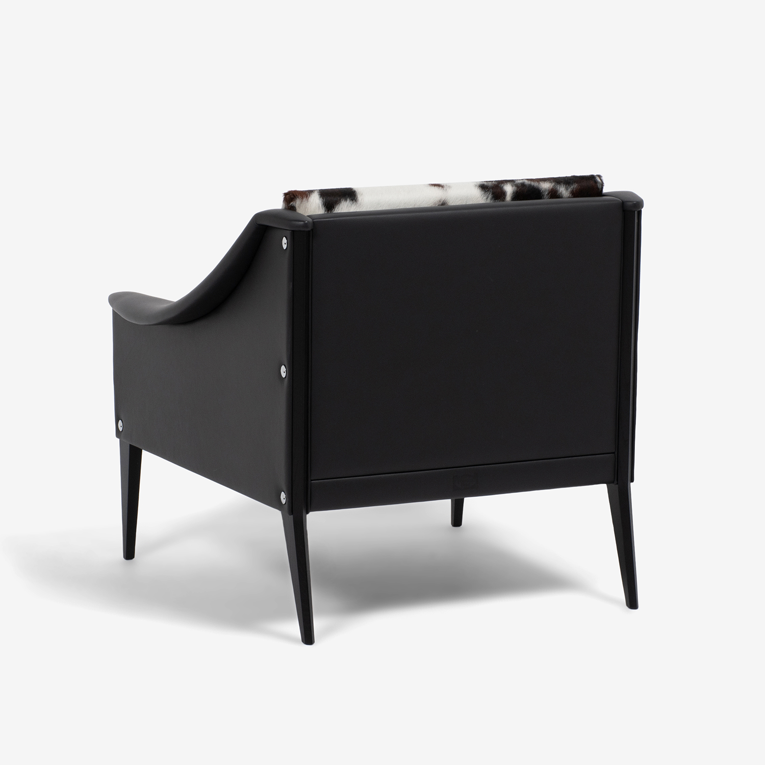 PoltronaFrau（ポルトローナ・フラウ）アームチェア「デッザ」ローバックタイプ 革ブラック色 座面カウスキン