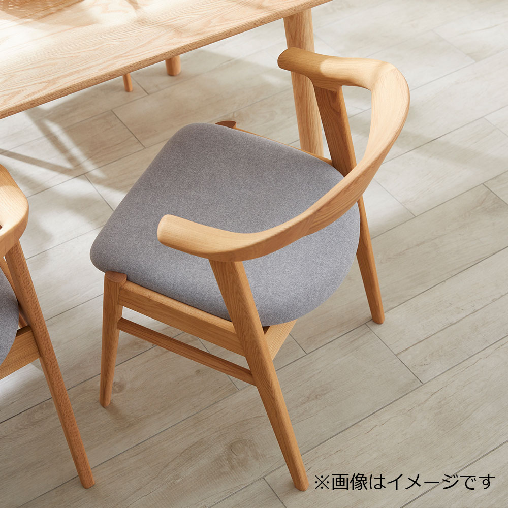 ダイニングチェア(半肘付き)「フィルプラス Cタイプ」樹種・塗装色5種 張地17種【受注生産品】