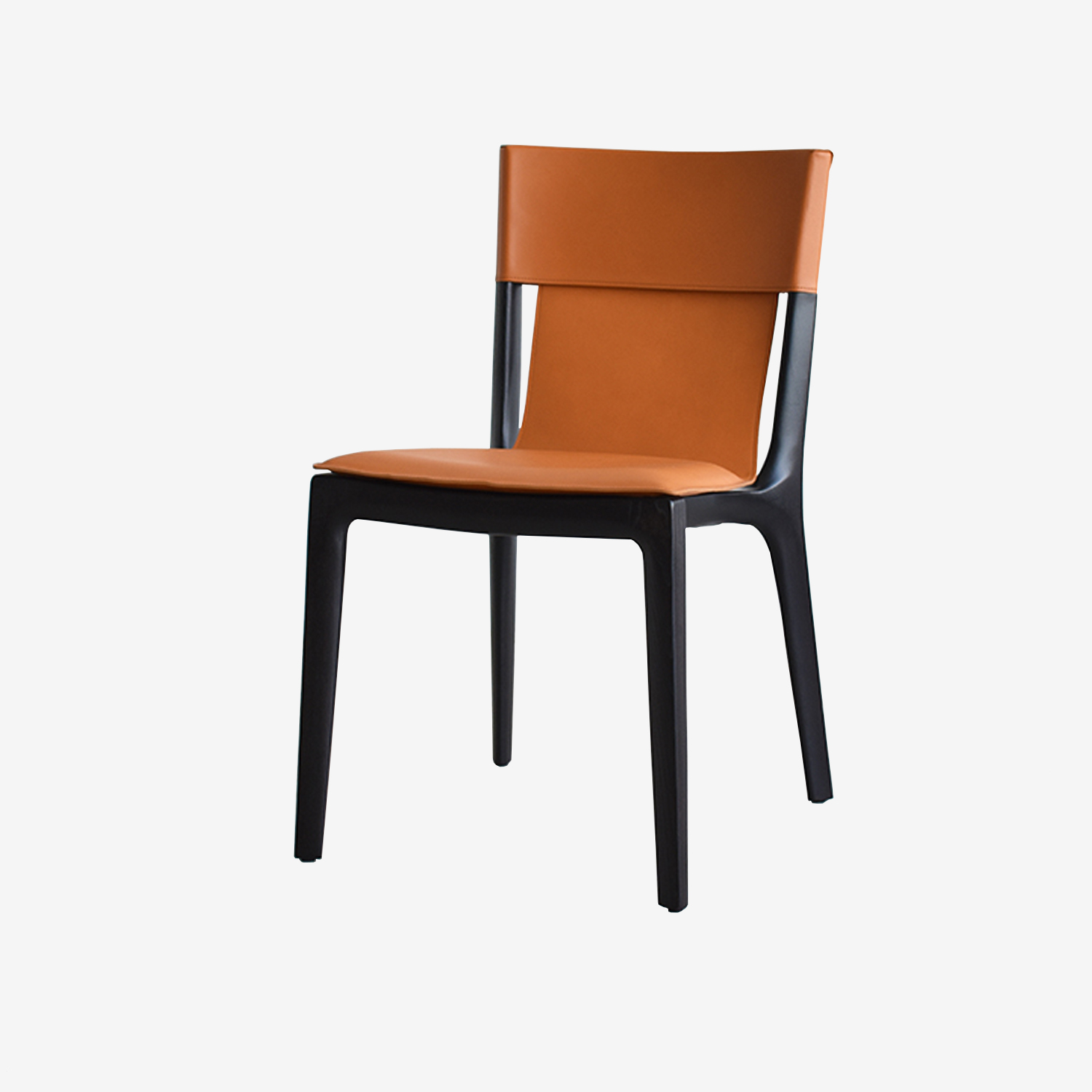 PoltronaFrau(ポルトローナ・フラウ)ダイニングチェア「イサドラ」革キャメル色 木部ダークブラウン色