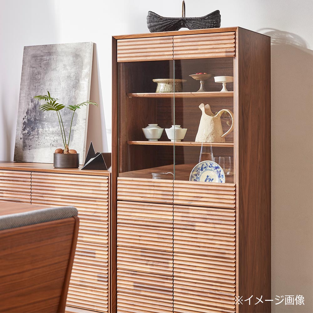 カリモク家具 キュリオケース「デセール Q301EA」ウォールナット材XRG色【セール対象品のため5%OFF】