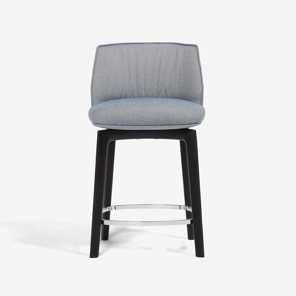 PoltronaFrau(ポルトローナ・フラウ)カウンターチェア「アーチボルド スツール」布グレー色 #Kvadrat Field 2 col.723