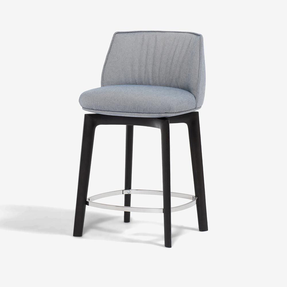 PoltronaFrau(ポルトローナ・フラウ)カウンターチェア「アーチボルド スツール」布グレー色 #Kvadrat Field 2 col.723