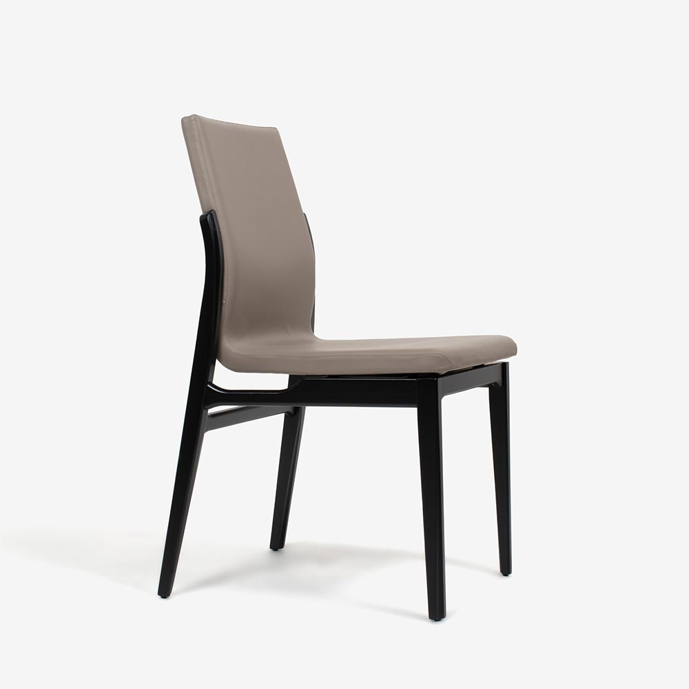 cattelan italia (カッテラン・イタリア) ダイニングチェア「ジュネーブ」革 カストロ色