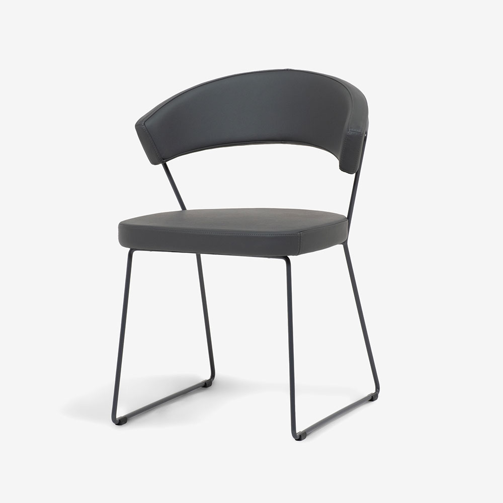 Calligaris(カリガリス)ダイニングチェア「New York CB1022」革グレー/脚部マットグレー