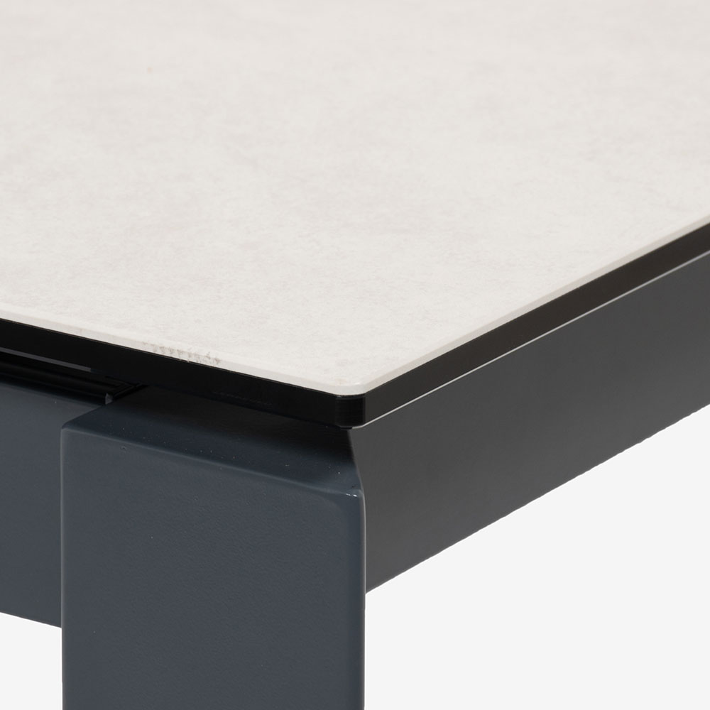 Calligaris(カリガリス)伸長式ダイニングテーブル「Duca CS4089」幅130-190cm 天板セラミック:ソルトホワイト/脚部スチール:マットグレー