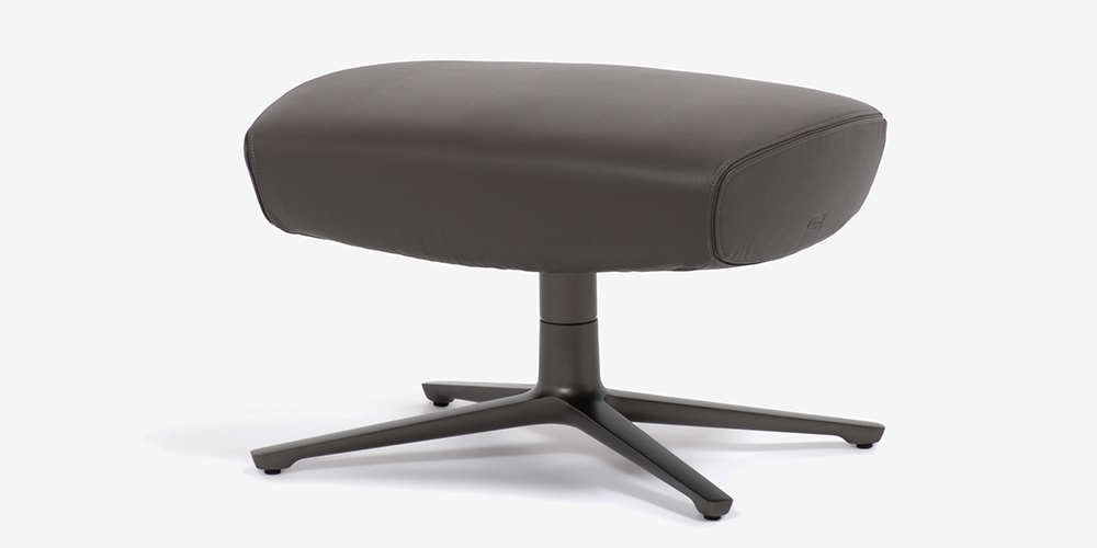 PoltronaFrau(ポルトローナ・フラウ)オットマン「ジェイラウンジ」革セピア色