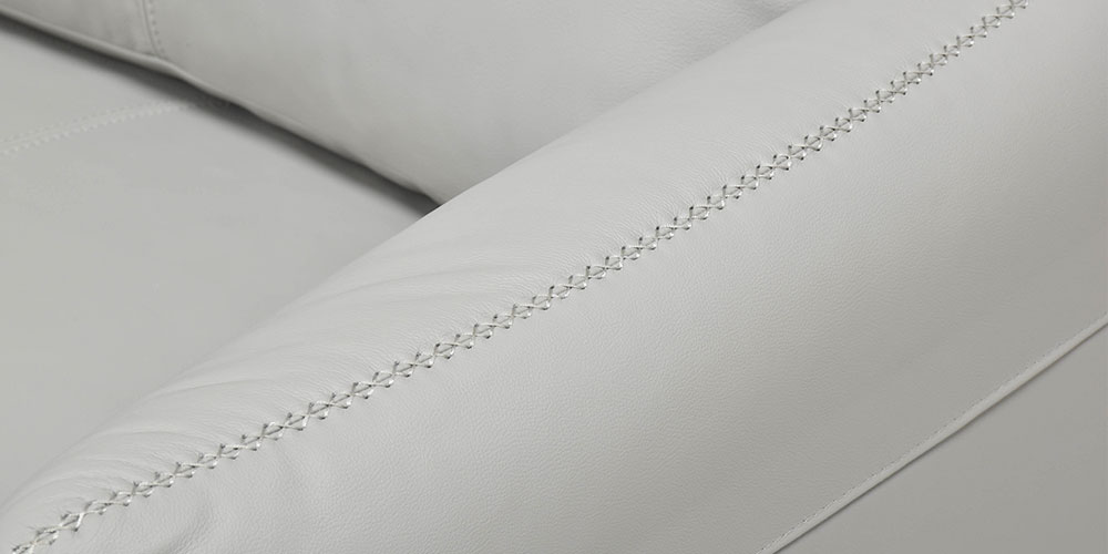 ソファ2点セット「L/S 70(エルエス70)」のステッチ