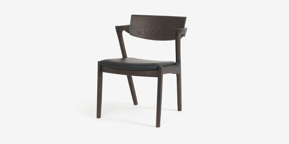 浜本工芸　ダイニングチェア（肘付き）「No.8250 DA-8258」オーク材カフェ色 皮革No.1120
