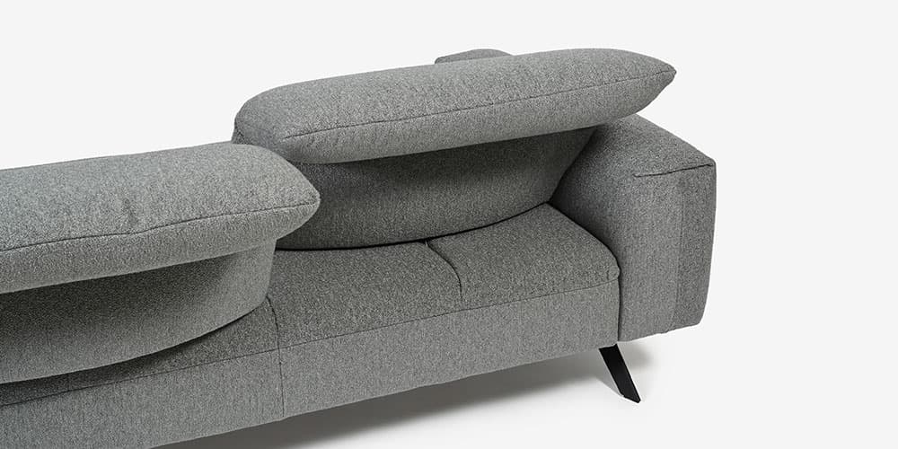 「シグナ」カウチソファ背もたれ背面からのアップ（背もたれ可動前・後）